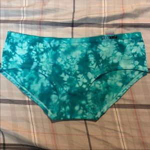 NWT PINK HIPSTER PANTIES
